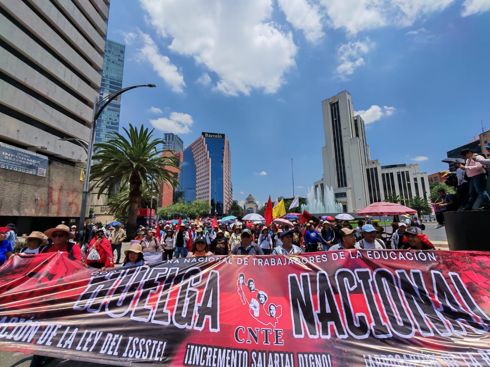 CNTE rally