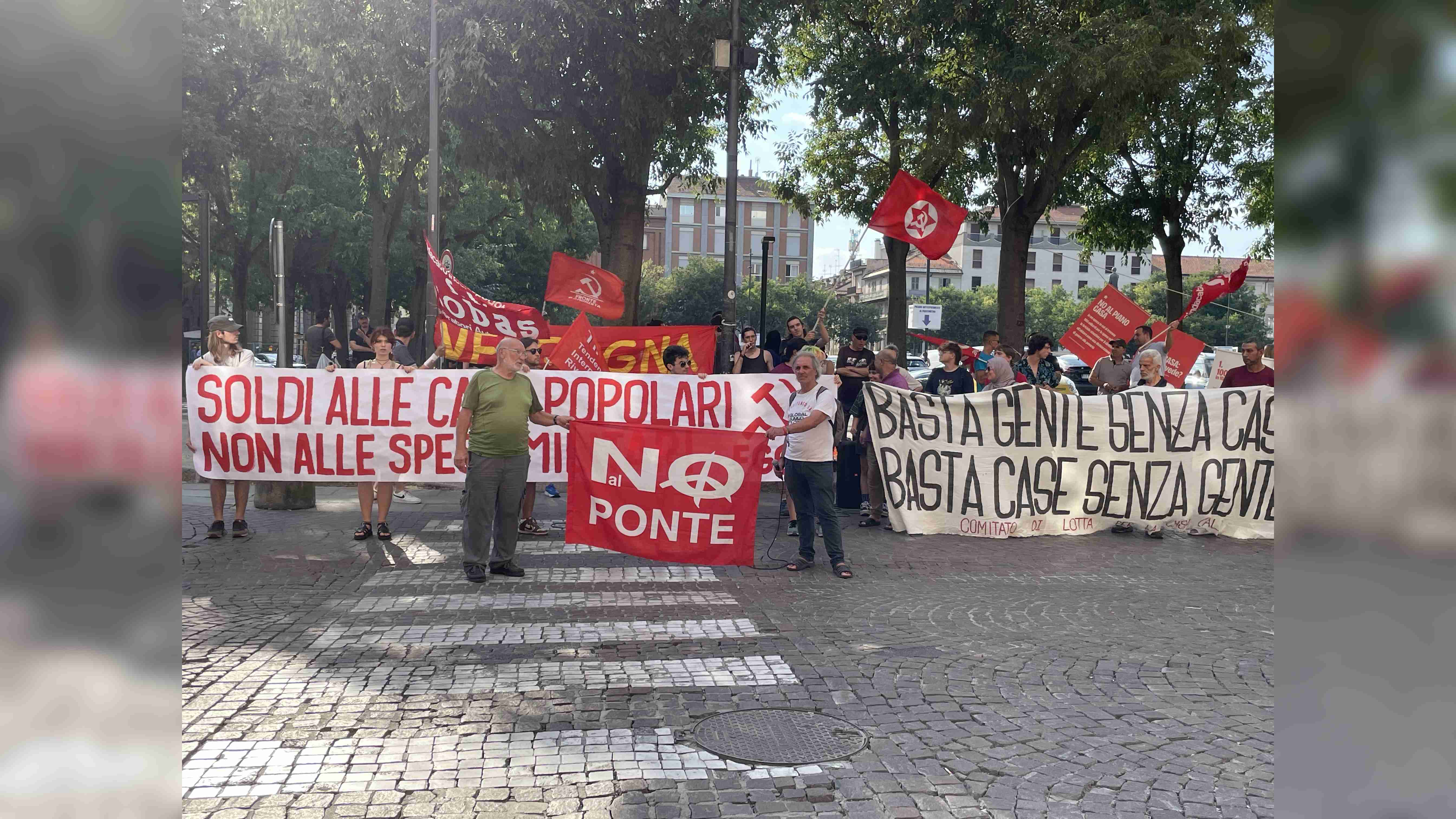 Fronte Comunista - housing crisis