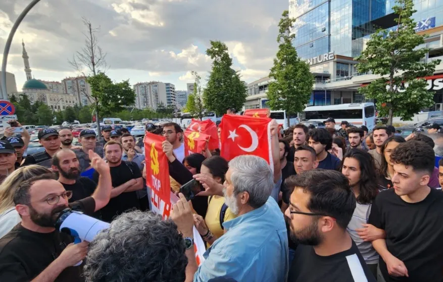 TKP - Koc protest